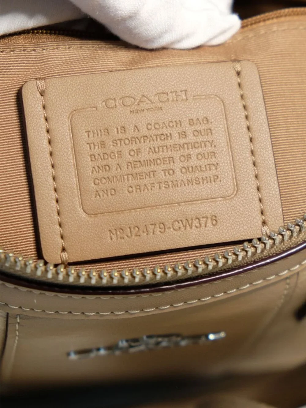 Coach Rowan Satchel, CW376, Sand/Taupe, Very good condition